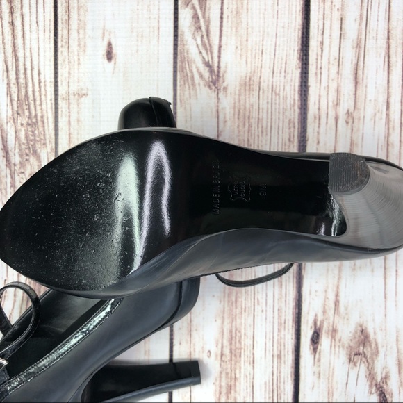 Anne Klein Stiletto Heals Size 9 - Picture 4 of 7